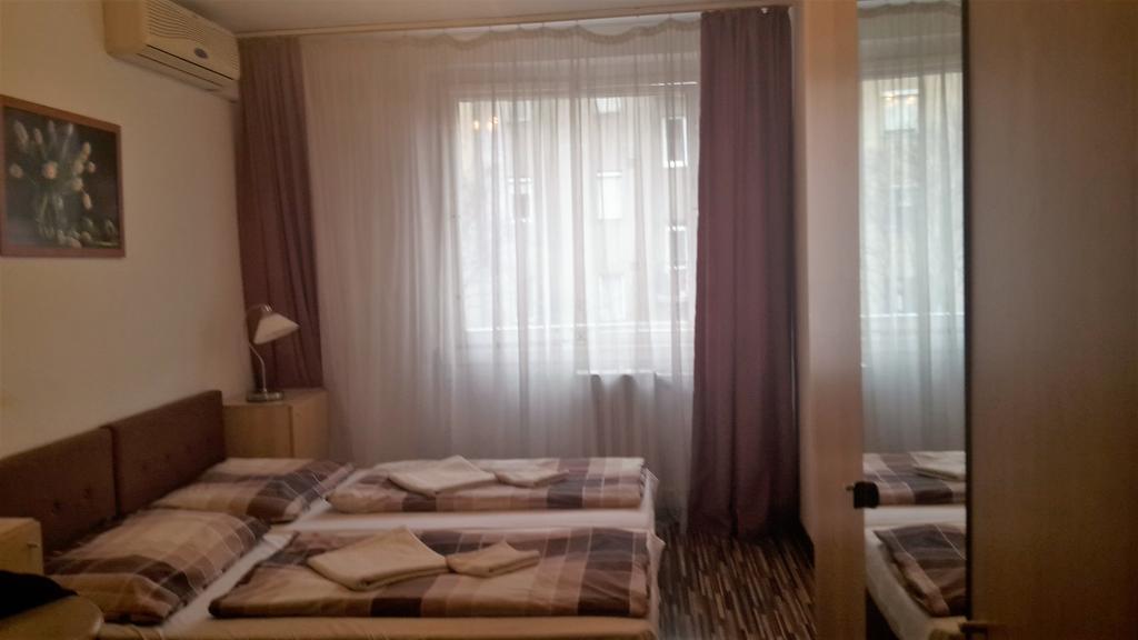 Budapest Center House Bagian luar foto